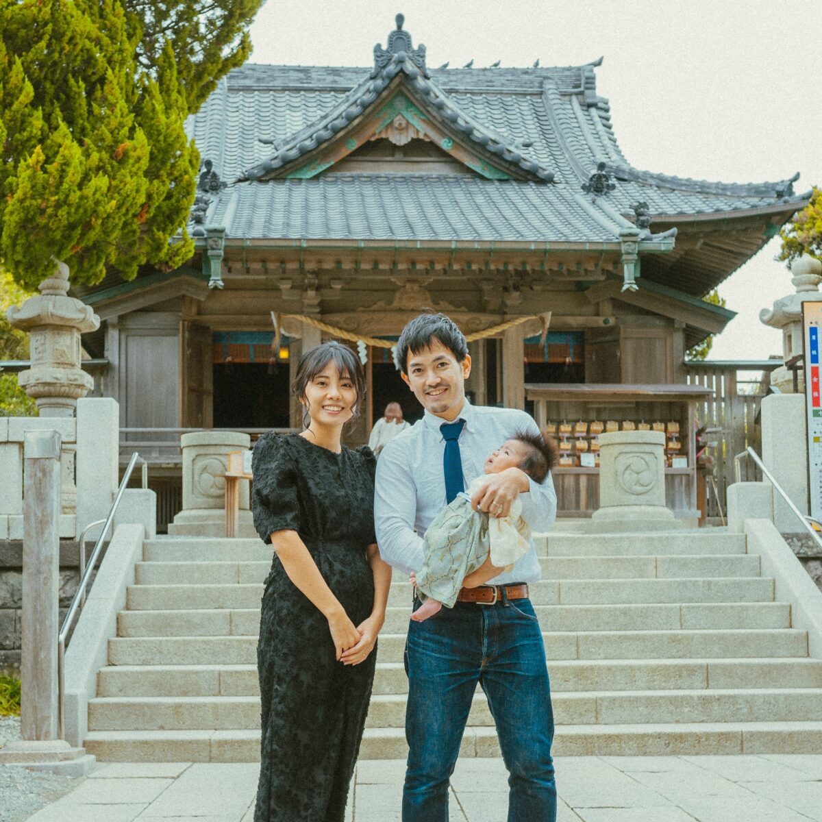 森戸神社　境内